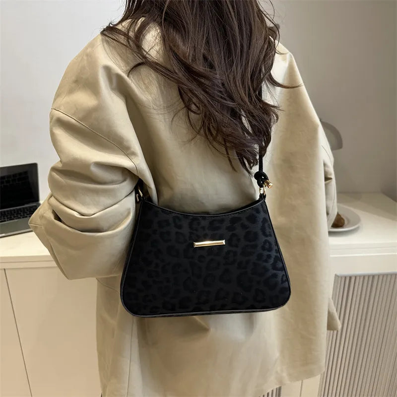 product/2025/9/19/1968938363788595200.jpg